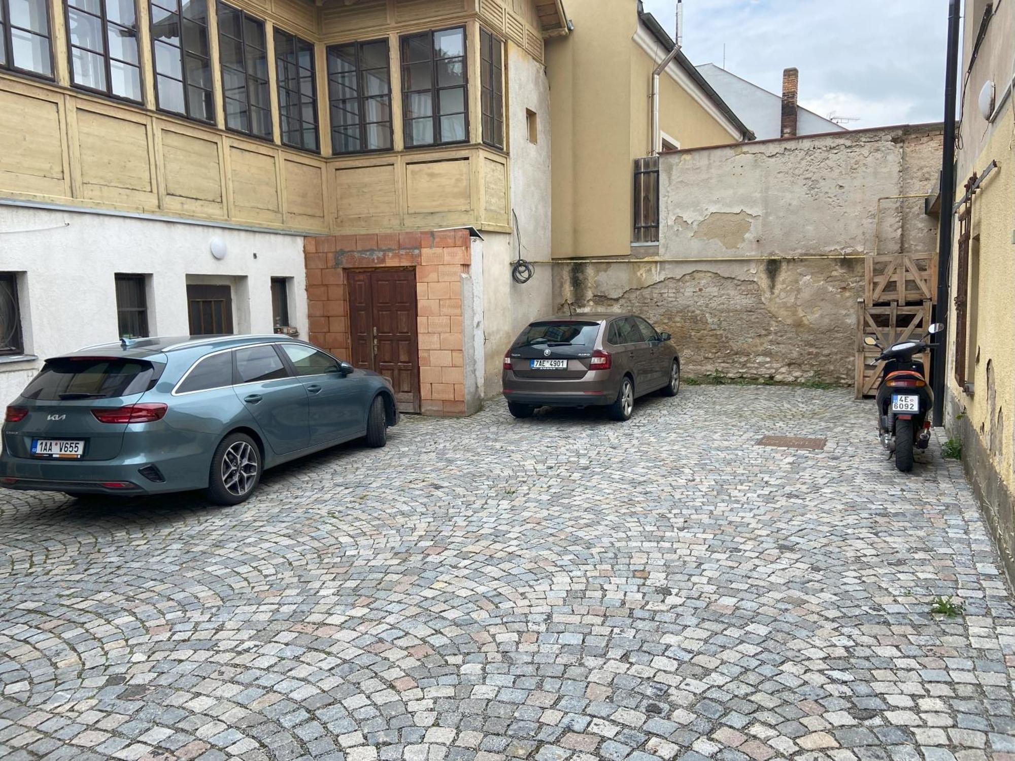 Luxusni Velky Apartman S Terasou V Centru Litomysle Екстериор снимка